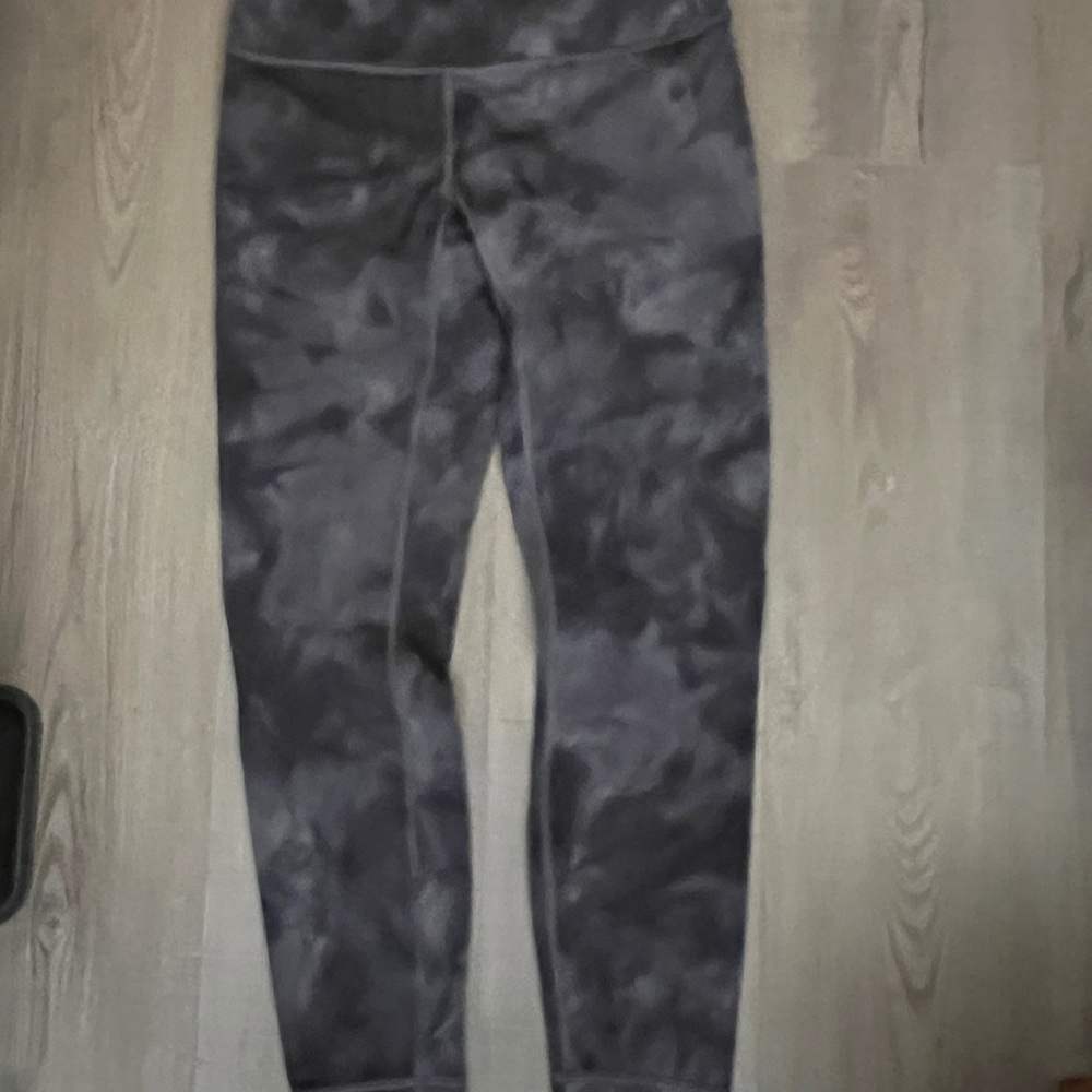 Lululemon Wunder Train High Rise 25”